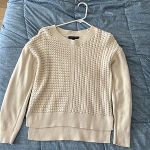 Knit sweater crew neck open stitch